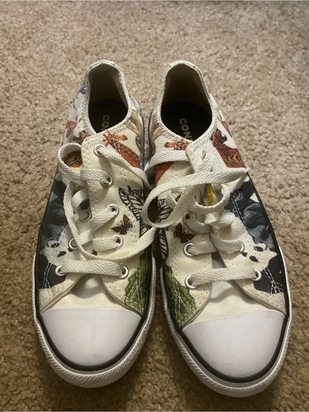 Converse- safari theme- youth 2- EUC